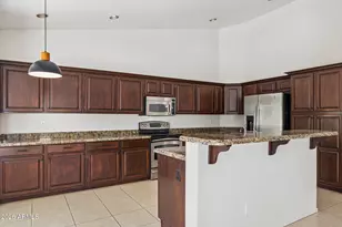 5637 E Beverly Ln, Scottsdale, AZ 85254 - Photo 13