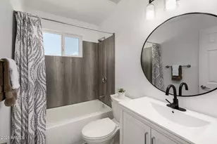 3030 N 38th Dr, Phoenix, AZ 85019 - Photo 17