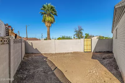 3030 N 38th Drive, Phoenix, AZ 85019 - Photo 25