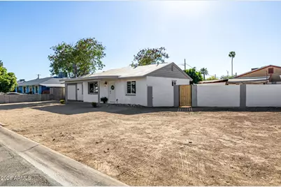 3030 N 38th Drive, Phoenix, AZ 85019 - Photo 3