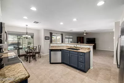 3102 W Zachary Drive, Phoenix, AZ 85027 - Photo 9