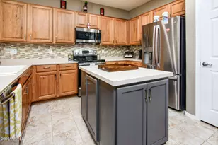20598 N Lemon Drop Dr, Maricopa, AZ 85138 - Photo 13