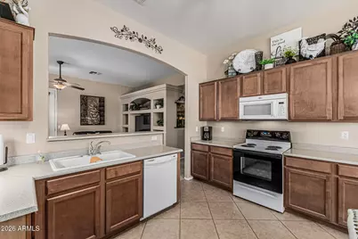 21563 N Greenway Road, Maricopa, AZ 85138 - Photo 17