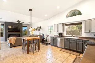 2053 S Red Rock Ct, Gilbert, AZ 85295 - Photo 15