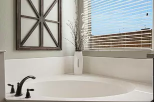 9422 W Donald Dr, Peoria, AZ 85383 - Photo 25