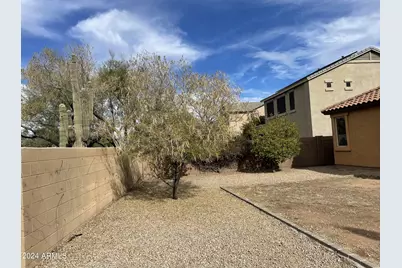 23130 N 40th Place, Phoenix, AZ 85050 - Photo 33