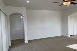 23130 N 40th Pl, Phoenix, AZ 85050 - Photo 15