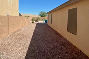42574 W Chambers Dr, Maricopa, AZ 85138 - Photo 33