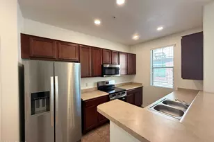 240 W Juniper Ave, Gilbert, AZ 85233 - Photo 9