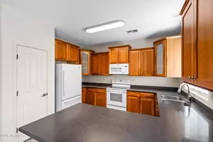 3029 E Franklin Ave, Gilbert, AZ 85295 - Photo 9