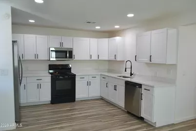 44 N Mountain Road #Apt 1, Apache Junction, AZ 85120 - Photo 7