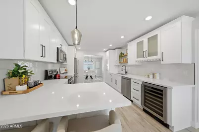 8448 E Cambridge Avenue, Scottsdale, AZ 85257 - Photo 11