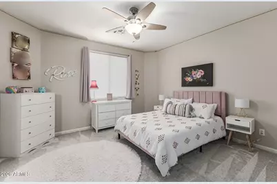 25202 N 41st Drive, Phoenix, AZ 85083 - Photo 29