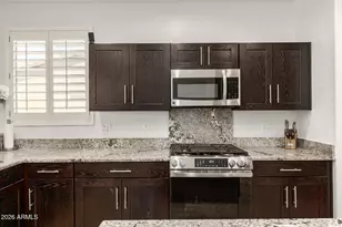 25202 N 41st Dr, Phoenix, AZ 85083 - Photo 13