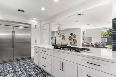 5231 N 42nd Place, Phoenix, AZ 85018 - Photo 15