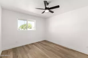 335 W Vineyard Rd, Phoenix, AZ 85041 - Photo 17