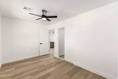 335 W Vineyard Road, Phoenix, AZ 85041 - Photo 27