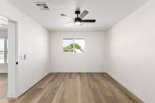 335 W Vineyard Rd, Phoenix, AZ 85041 - Photo 19