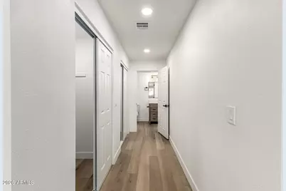 335 W Vineyard Road, Phoenix, AZ 85041 - Photo 21