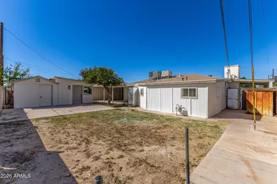 335 W Vineyard Road, Phoenix, AZ 85041 - Photo 35