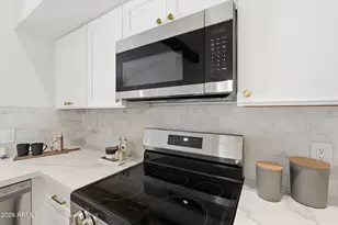 6813 W Eva St, Peoria, AZ 85345 - Photo 15