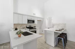 6813 W Eva St, Peoria, AZ 85345 - Photo 11