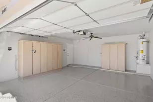 20401 N 105th Ave, Peoria, AZ 85382 - Photo 9