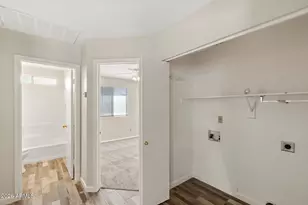 20401 N 105th Ave, Peoria, AZ 85382 - Photo 23