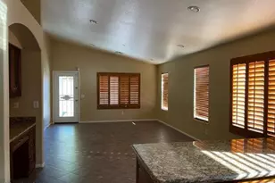 15820 W Latham St, Goodyear, AZ 85338 - Photo 7