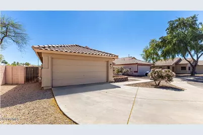 16167 W Hadley Street, Goodyear, AZ 85338 - Photo 3