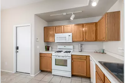 16167 W Hadley Street, Goodyear, AZ 85338 - Photo 13