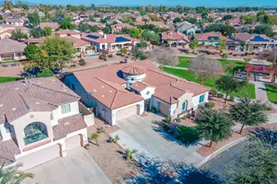 898 W Grove St, Litchfield Park, AZ 85340 - Photo 3