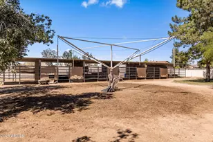 2035 W Waltann Ln, Phoenix, AZ 85023 - Photo 5