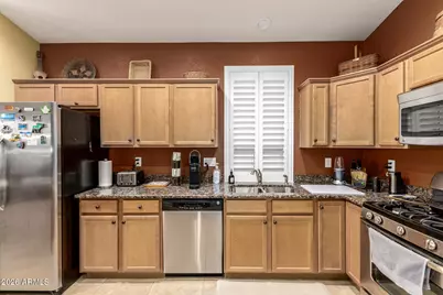 18233 W Addie Lane, Surprise, AZ 85374 - Photo 17