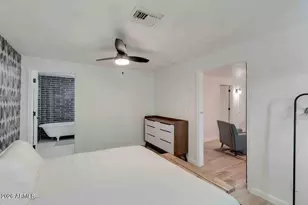 214 E Alice Ave, Phoenix, AZ 85020 - Photo 11