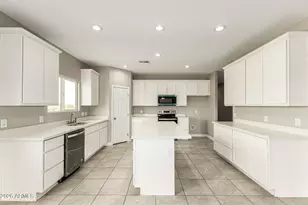 20419 W Mountain Sage Dr, Buckeye, AZ 85326 - Photo 9