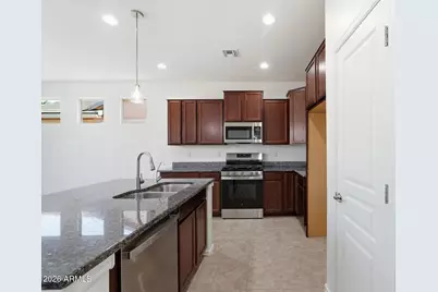 41602 W Caliente Drive, Maricopa, AZ 85138 - Photo 13