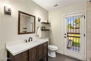 312 E Brook Hollow Dr, Phoenix, AZ 85022 - Photo 23