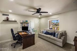 312 E Brook Hollow Dr, Phoenix, AZ 85022 - Photo 23