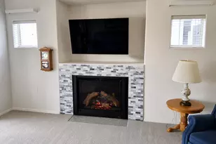 7401 W Arrowhead Clubhouse Dr, Glendale, AZ 85308 - Photo 7