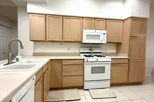 7401 W Arrowhead Clubhouse Dr, Glendale, AZ 85308 - Photo 13