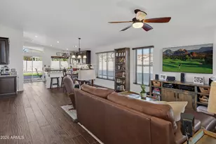 3542 E Kerry Ln, Phoenix, AZ 85050 - Photo 9