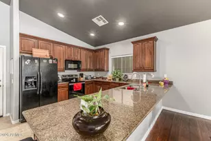 12229 W Ocotillo Ln, El Mirage, AZ 85335 - Photo 9