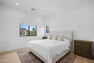 4145 N 42nd Pl, Phoenix, AZ 85018 - Photo 19