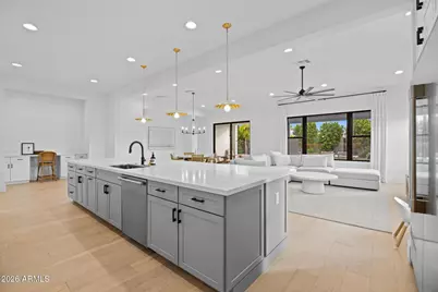 4145 N 42nd Place #1, Phoenix, AZ 85018 - Photo 9