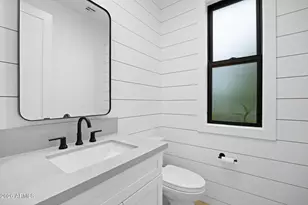 4145 N 42nd Pl, Phoenix, AZ 85018 - Photo 15