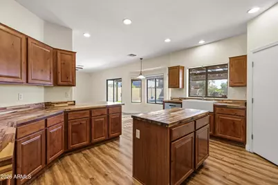 217 N 236th Avenue, Buckeye, AZ 85396 - Photo 9