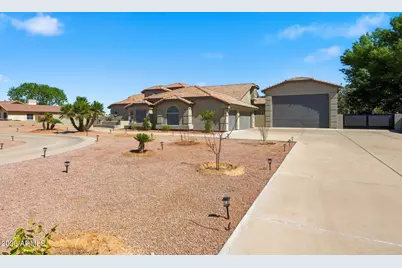 5347 N 106th Avenue, Glendale, AZ 85307 - Photo 5