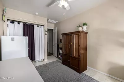 1850 W Desert Lane, Gilbert, AZ 85233 - Photo 19