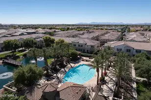 2658 S Sulley Dr, Gilbert, AZ 85295 - Photo 9